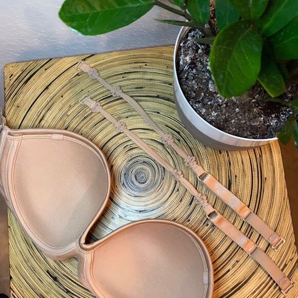 Le Mystere No. 9 Lolita Convertible Strapless Underwire Bra 32DD - Picture 7 of 15